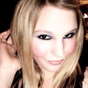 Meet your Posher, Desiree